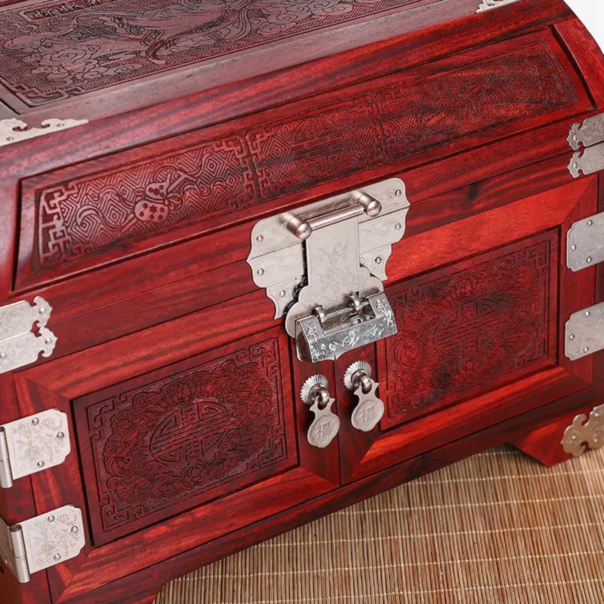 Artisan d'Asie Boites & Coffrets Chinois Boîte chinoise en bois de santal rouge de Zambie