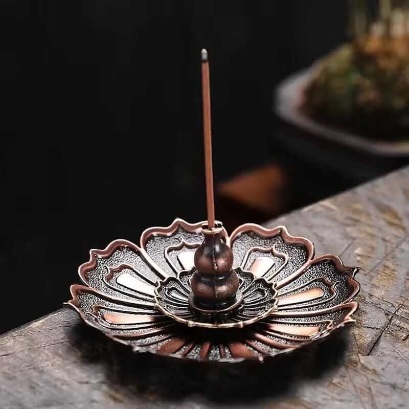 Artisan d'Asie Portes Encens Porte Encens Lotus Alliage – Élégance Zen et Polyvalence