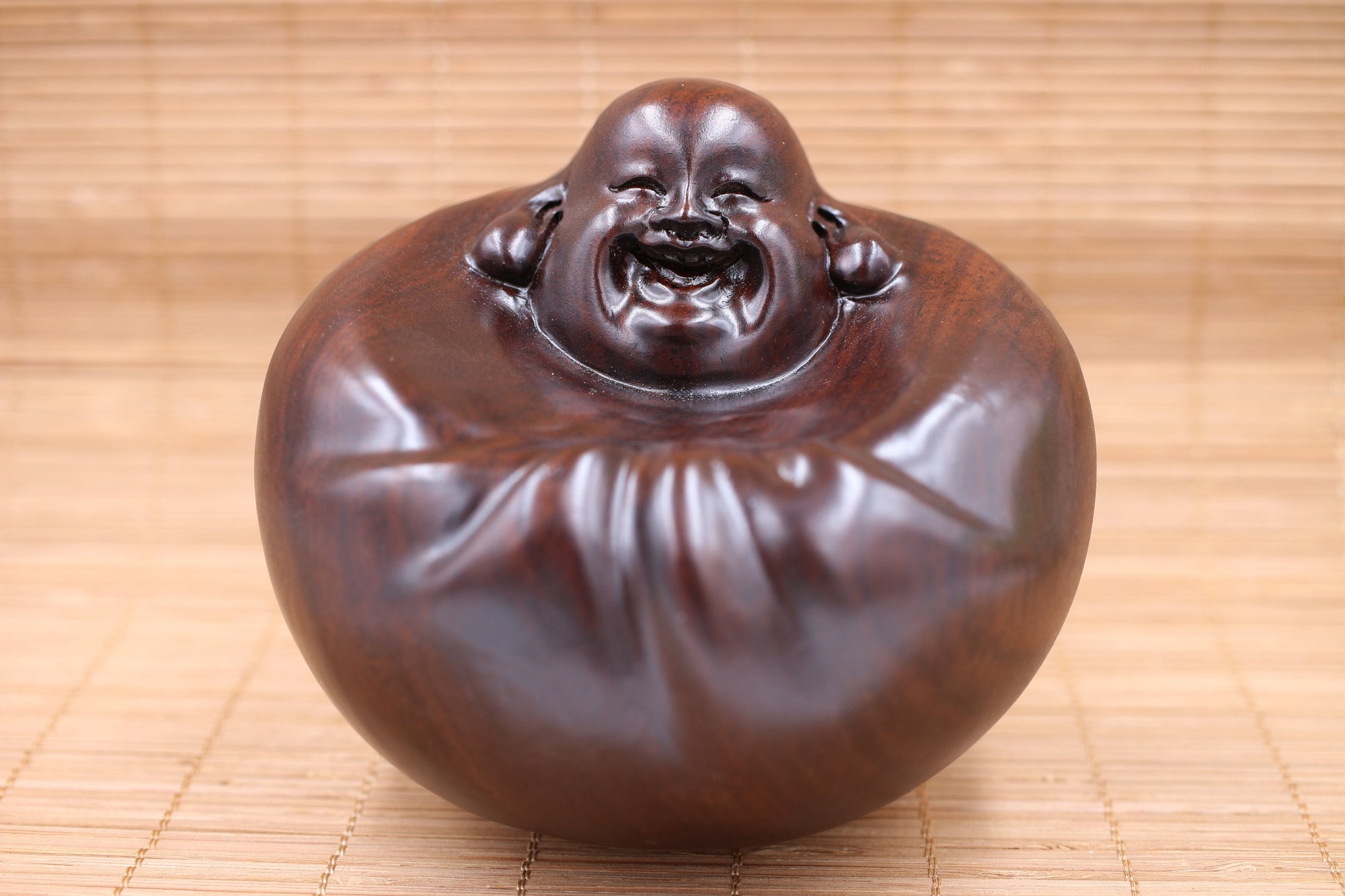 Artisan d'Asie Statues Bouddha Statue bouddha rieur rond - Bois de Santal - Budai Maitreya