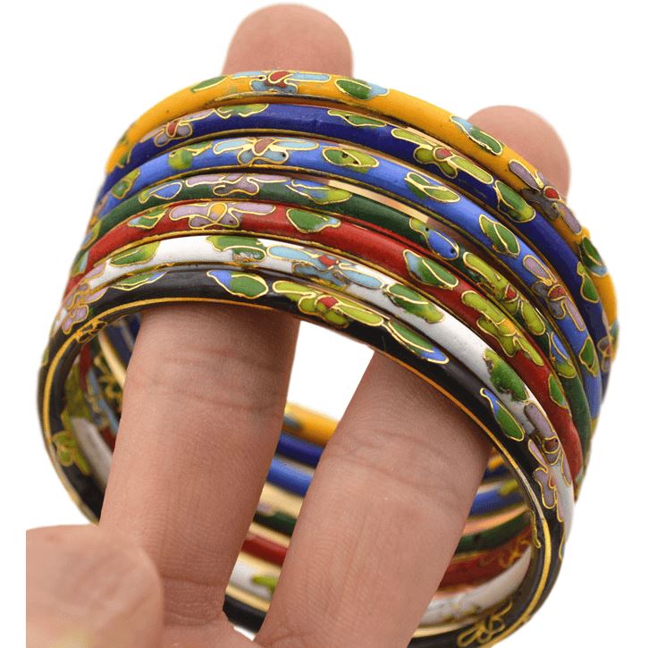 Partitioned Chinese bracelets